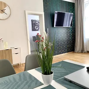  Apartment Am Einsiedlerpark